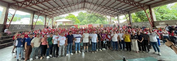 The Department of Labor and Employment-10 Camiguin Provincial Office facilitated the TUPAD payout for the 618 Camiguingnons at Poblacion, Mahinog Covered Court, and Guinsiliban. (Photo courtesy of DOLE-10)