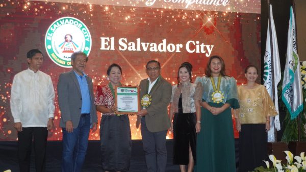 El Salvador City, Misamis Oriental, is a consistent regional outstanding winner in nutrition and a contender for national awards during the Regional Nutrition Awarding Ceremony at Chali Resort Conference Center. (Photo courtesy of NNC-10)