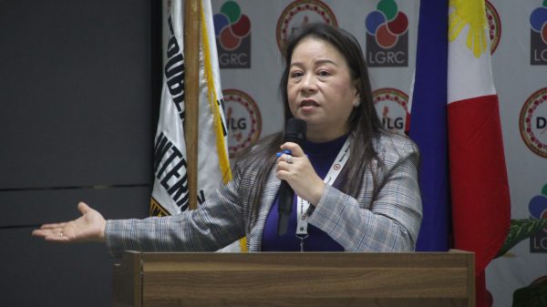 DILG-10 Officer-in-Charge Yvette Tolentino-Sunga said the DILG Regional Decentralization Conferences aim to address local governance issues and decentralization efforts in the Philippines. It focuses on the decentralization transition plan, the future of decentralization, and the impact of external factors. (Photo: RTP/PIA-10)