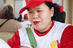 Maribel Putian, a person with disability and beneficiary of Tulong Panghanapbuhay sa Ating Disadvantaged Workers, shared during the payout on October 2 at City Hall, Cagayan de Oro City, that her wages financially covered her bills and daily needs. (Photo courtesy of DOLE-10 CDO FO-CKMU)