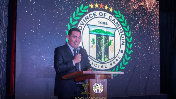 Gov. Xavier Jesus Romualdo emphasized the importance of hard work, determination, and passion in achieving development during the first Garbo sa Mambajao Excellence Award on December 28. (Photo courtesy of LGU Mambajao)